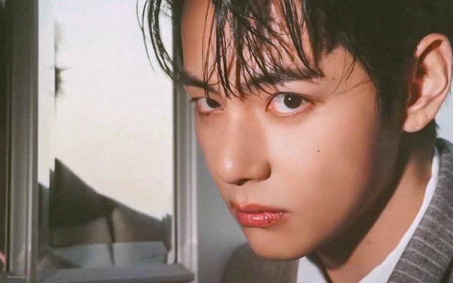 Momen yang diabadikan oleh penggemar V (BTS)