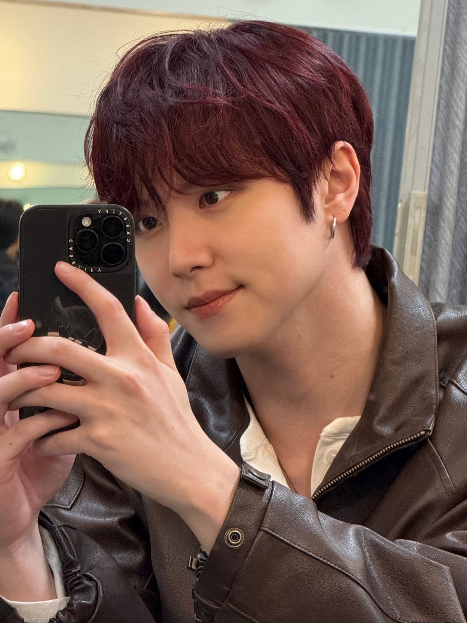 Latest photo of Kim Donghan (WEi)