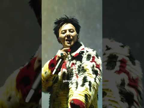 Foto aktivitas terbaru G-DRAGON (BIGBANG)