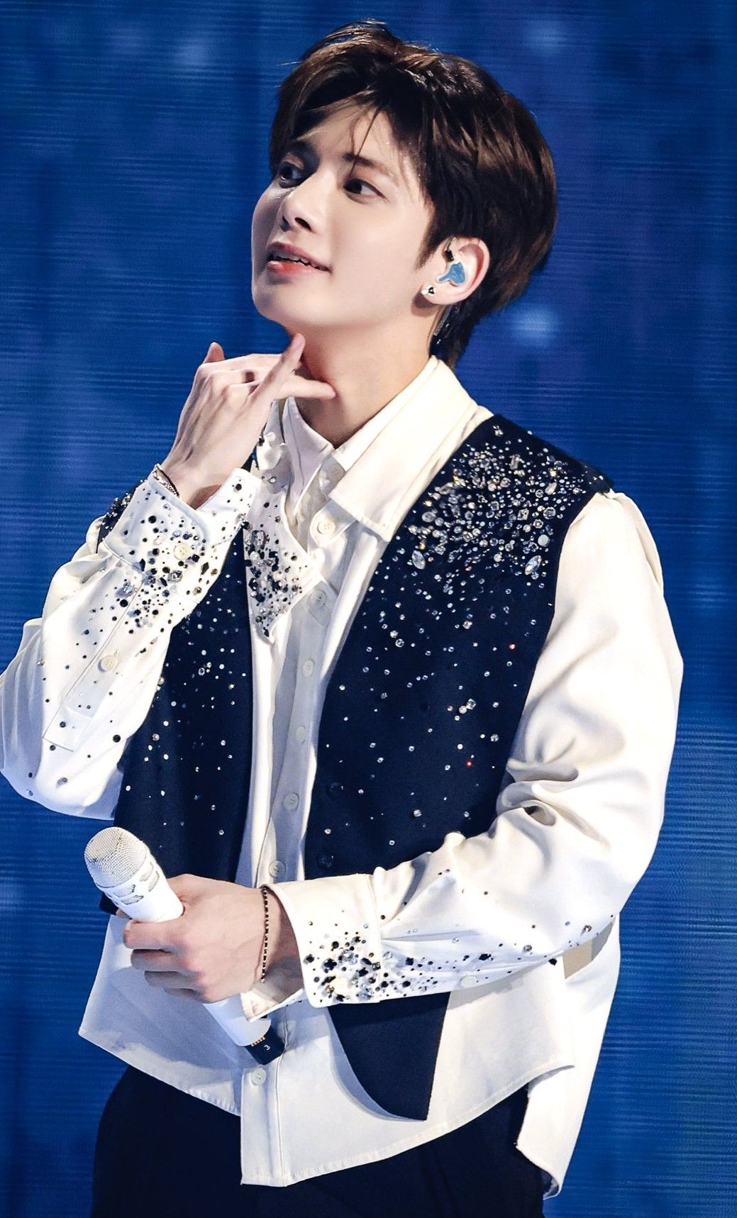 Recent activity shot of Taehyun (TOMORROW X TOGETHER)