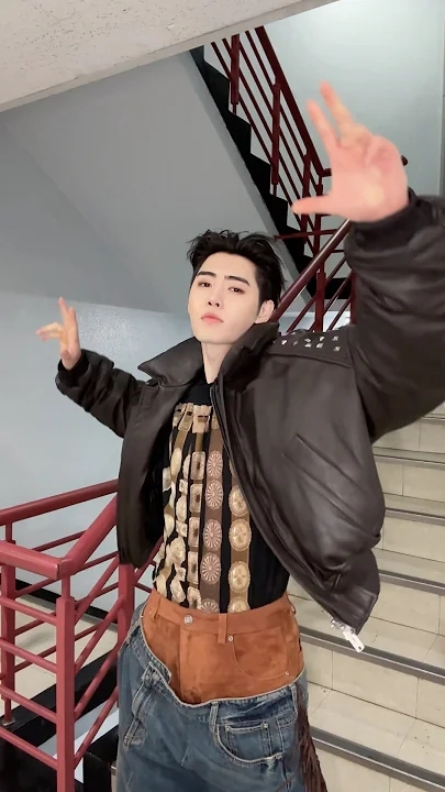 ソンフン (ENHYPEN)の最近の活動写真