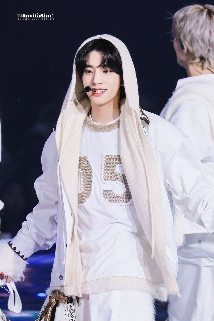 A moment captured by Jake (ENHYPEN)'s fan