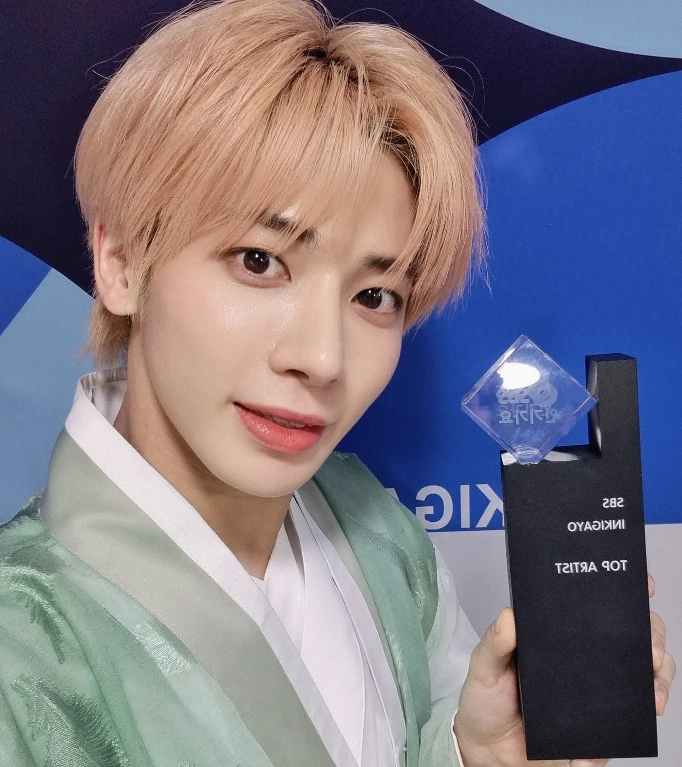 Behind-the-scenes cut of Taehyun (TOMORROW X TOGETHER)