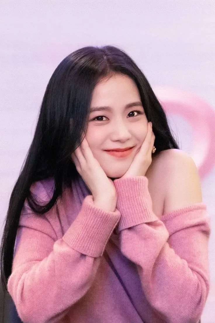 Behind-the-scenes cut of Jisoo (BLACKPINK)