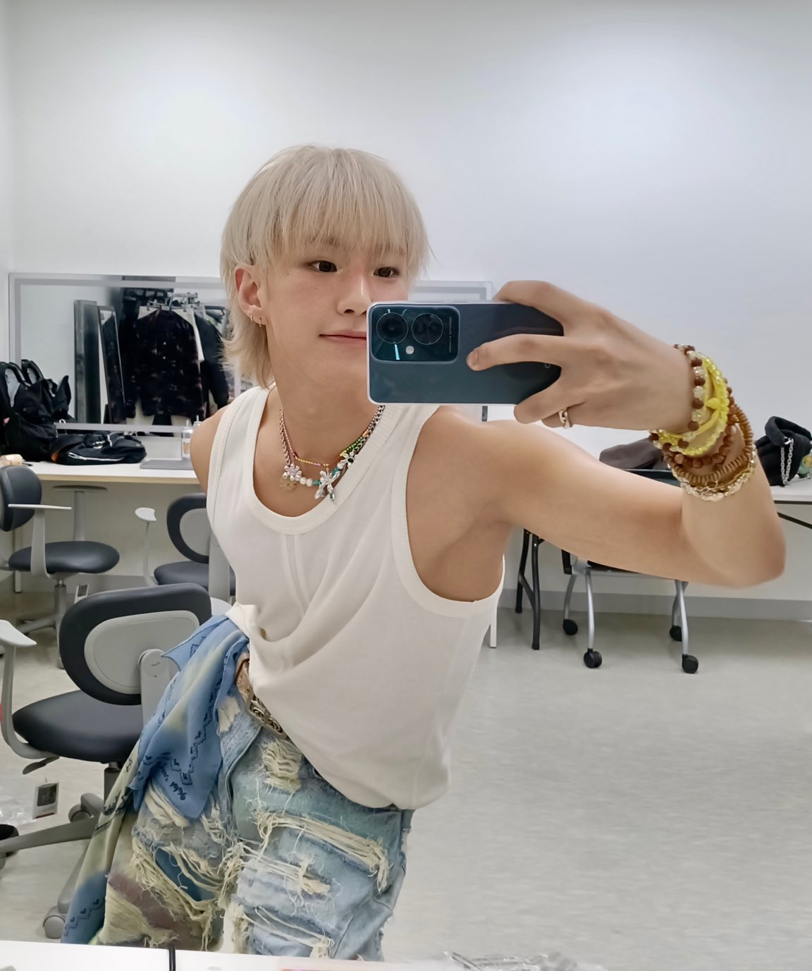 Recent activity shot of Hoshi (SEVENTEEN)