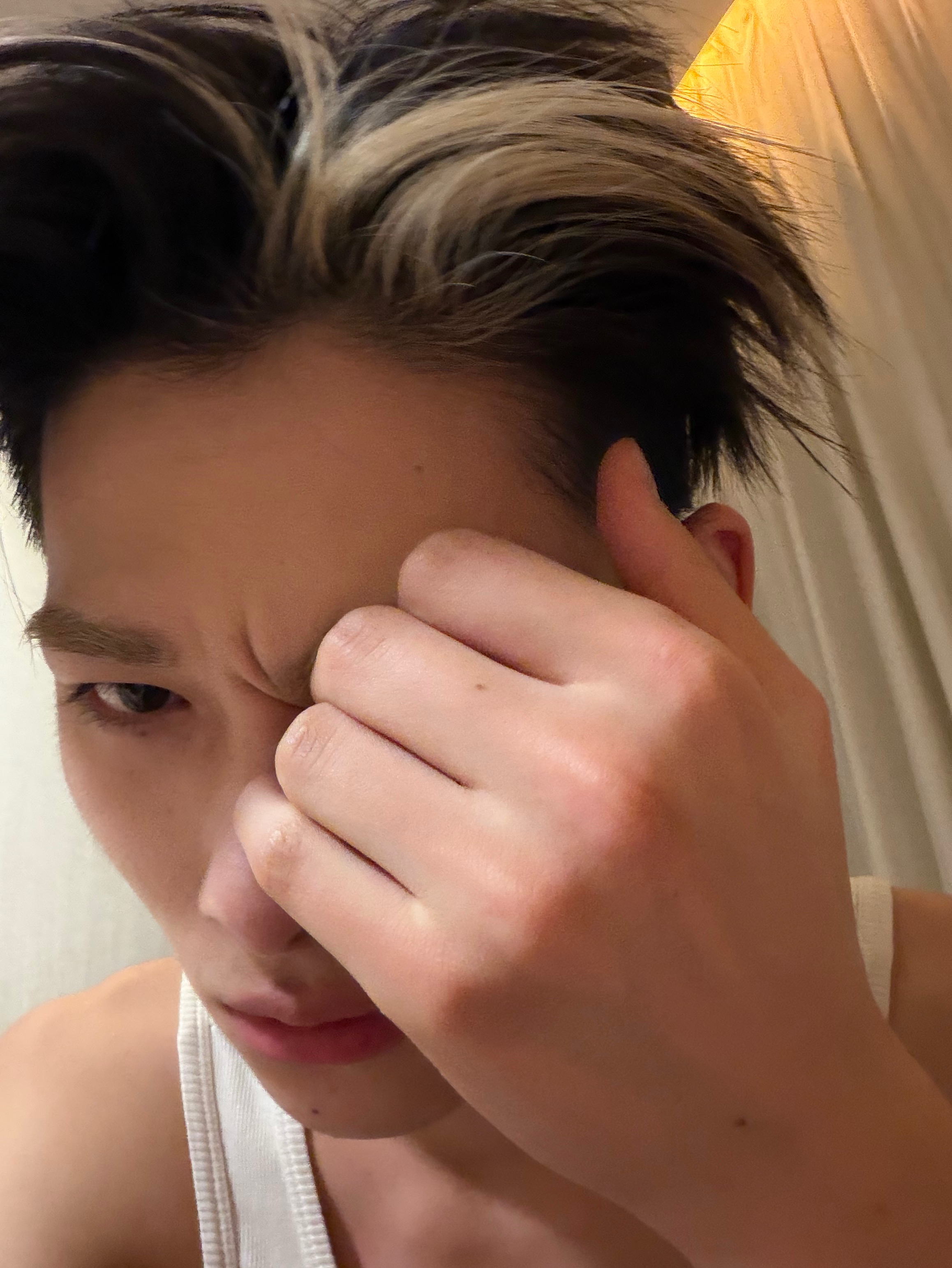 Foto terbaru NI-KI (ENHYPEN)