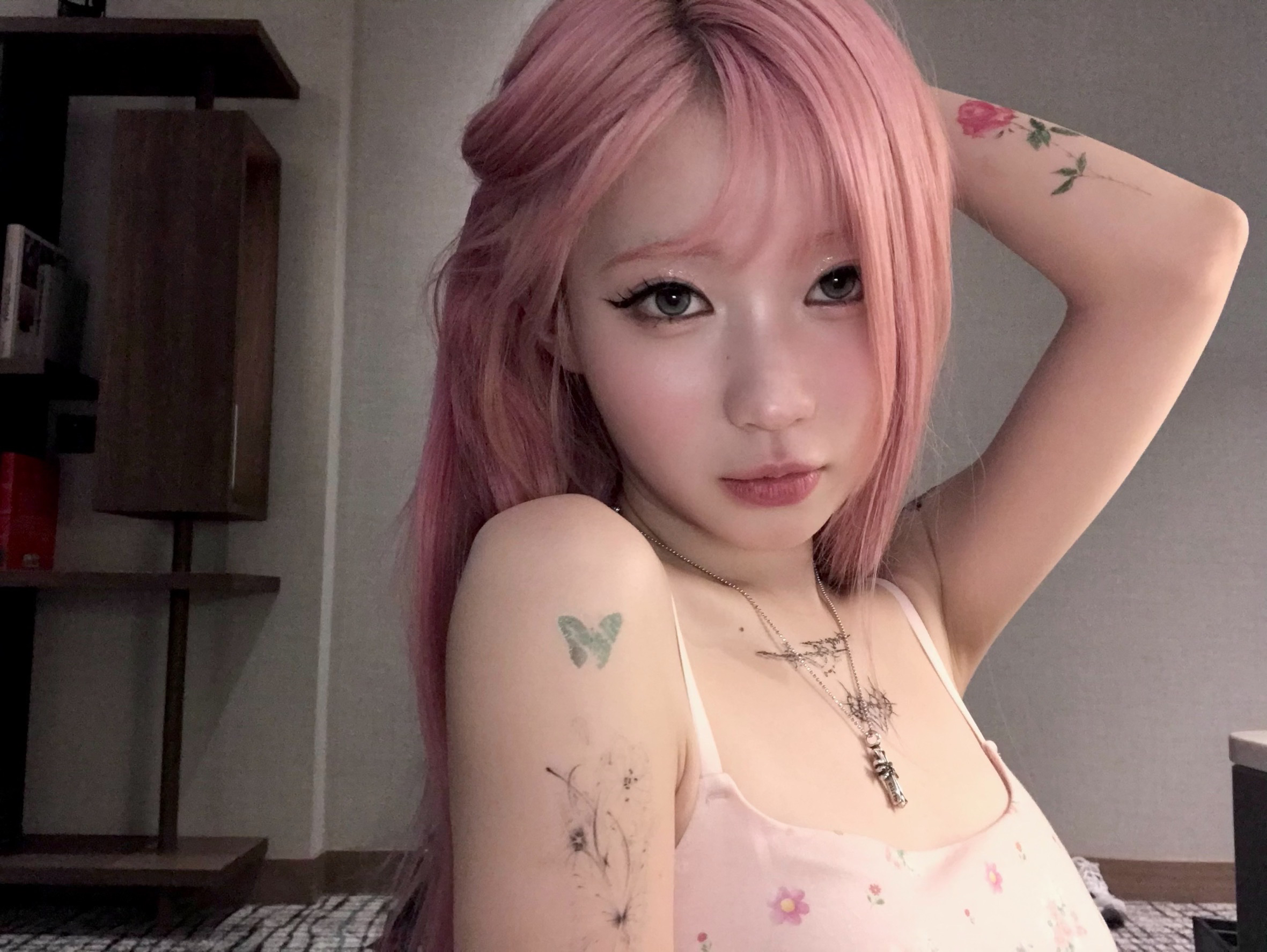 Behind-the-scenes cut of Asa (BABYMONSTER)