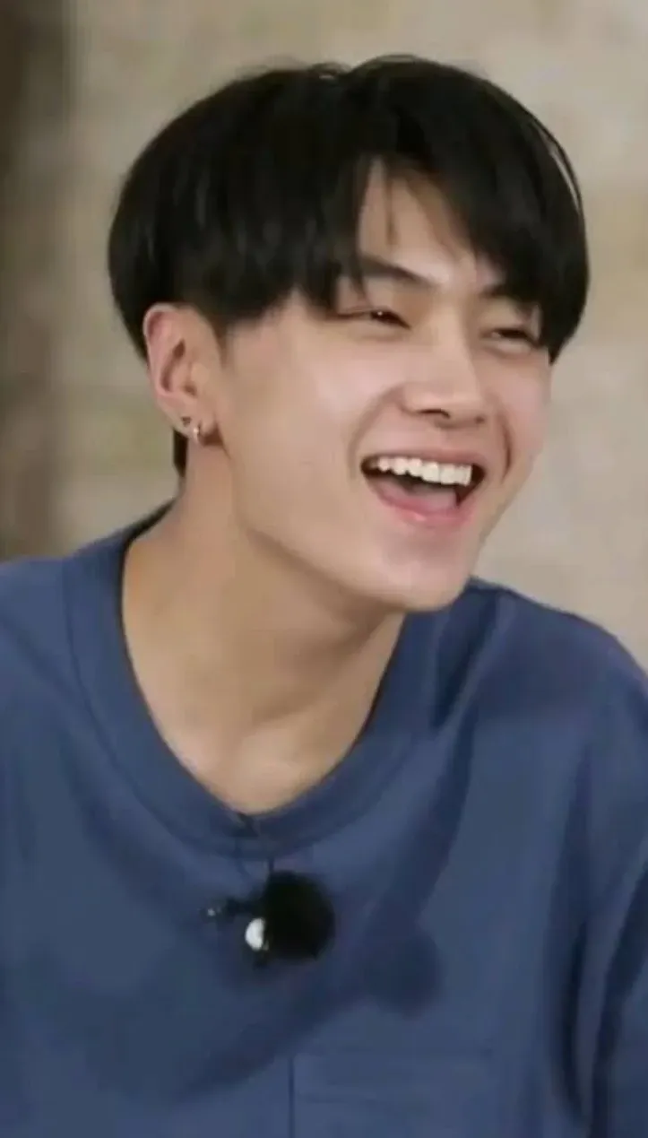 Popular K-POP post loved by fans