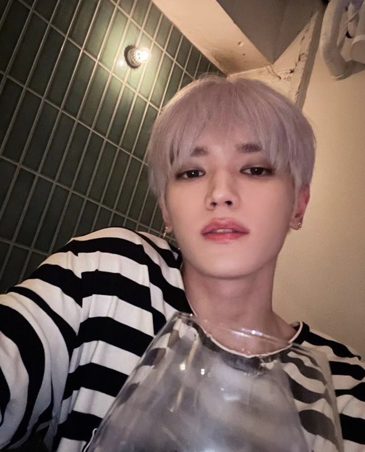 A moment captured by Taeyong (NCT 127)'s fan