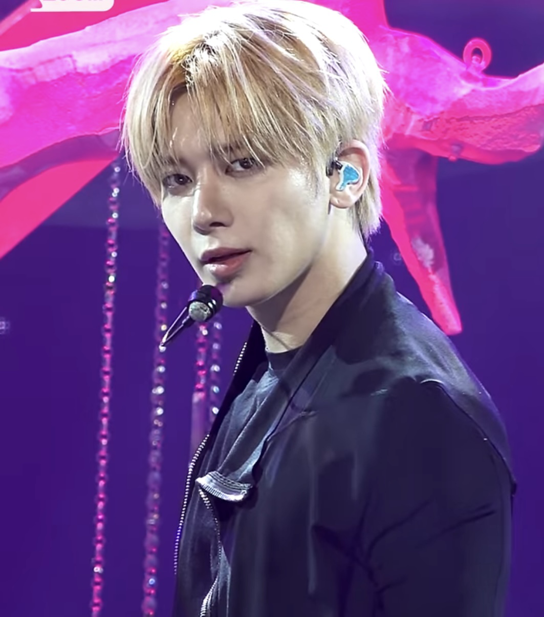 태현 (투모로우바이투게더) 최근 활동샷