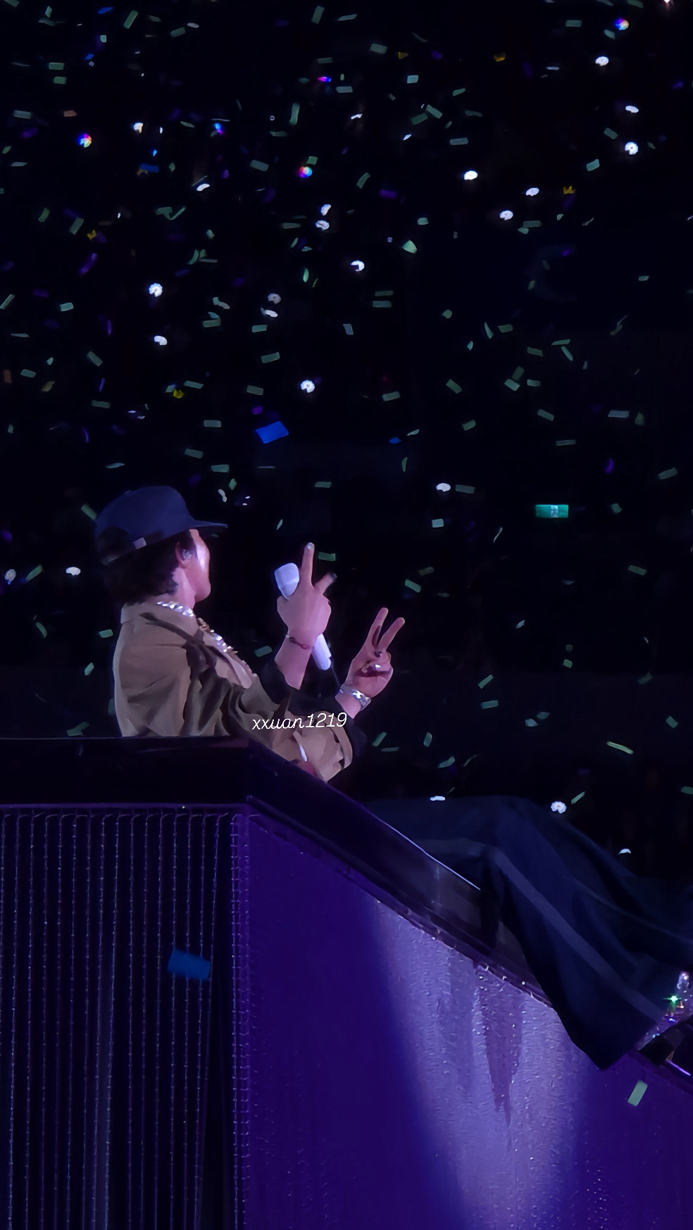 A heartfelt wallpaper shared by G-DRAGON (BIGBANG)'s fans