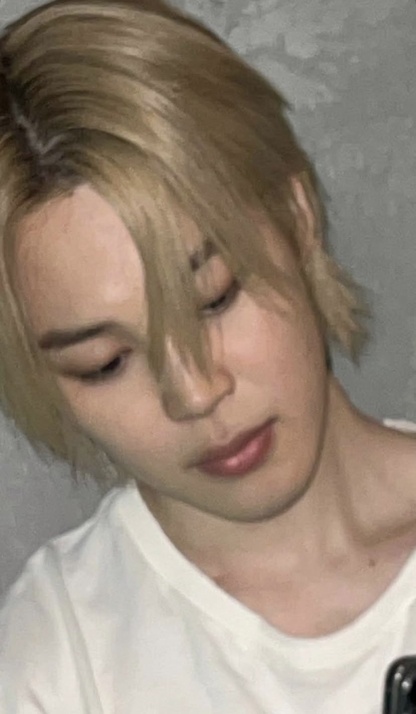 Fandom-recommended wallpaper image of Jimin (BTS)