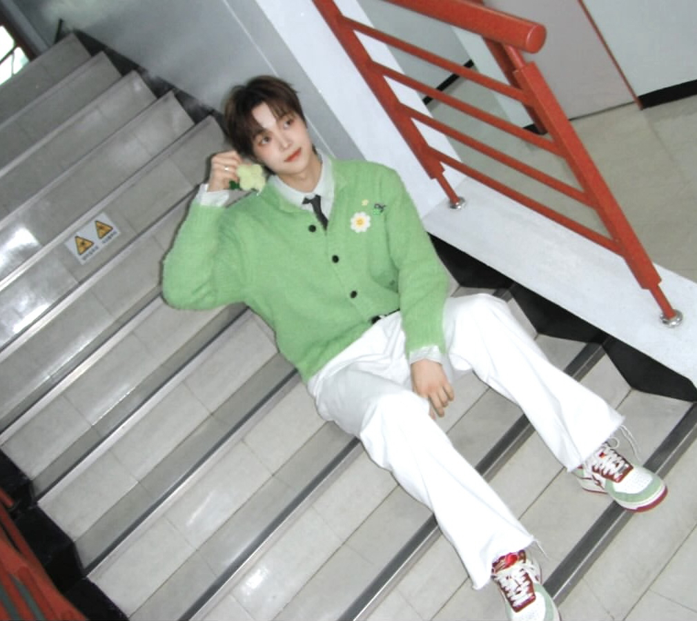 EJ (&TEAM)的幕后花絮