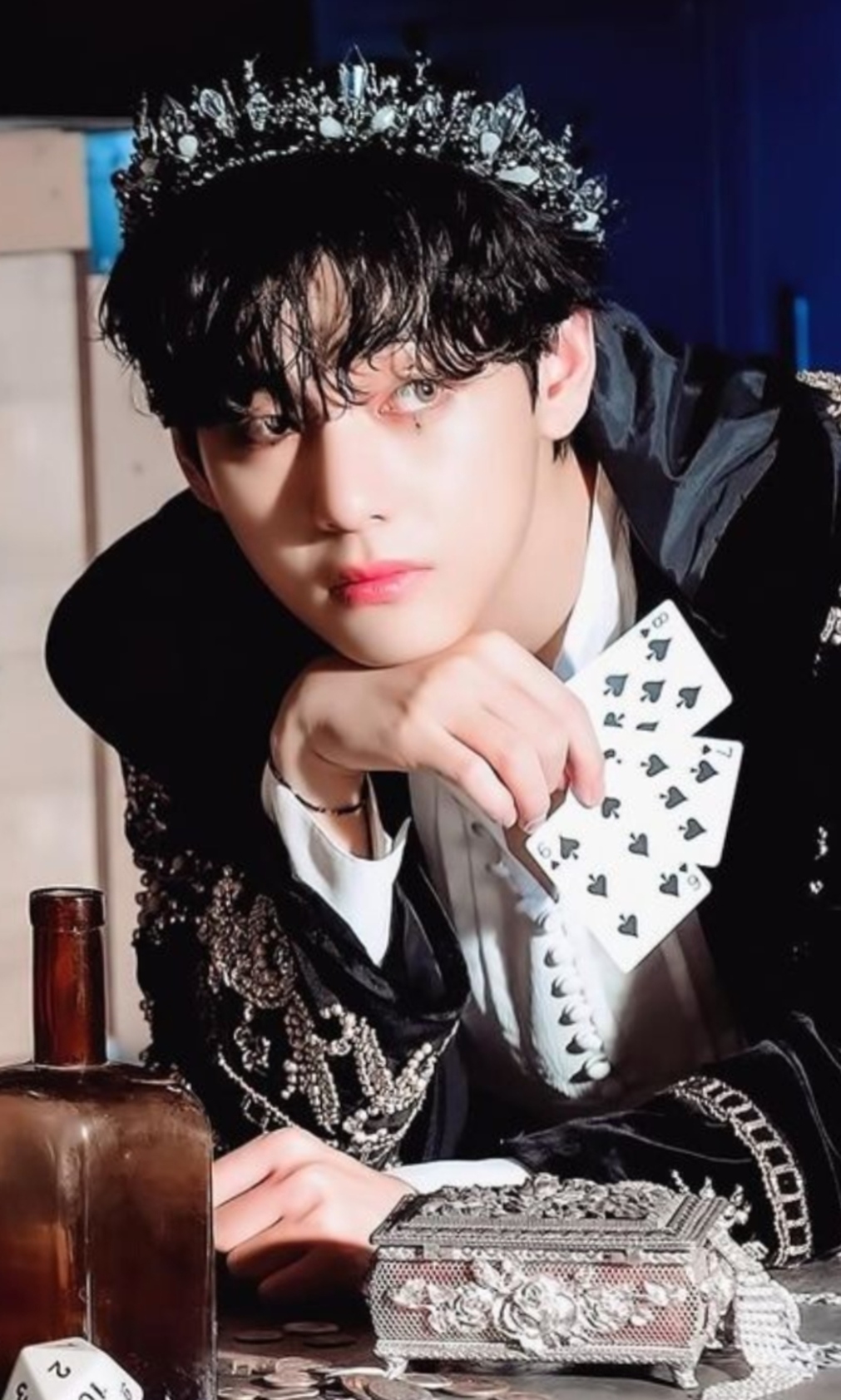 뷔 (방탄소년단)의 비하인드 컷