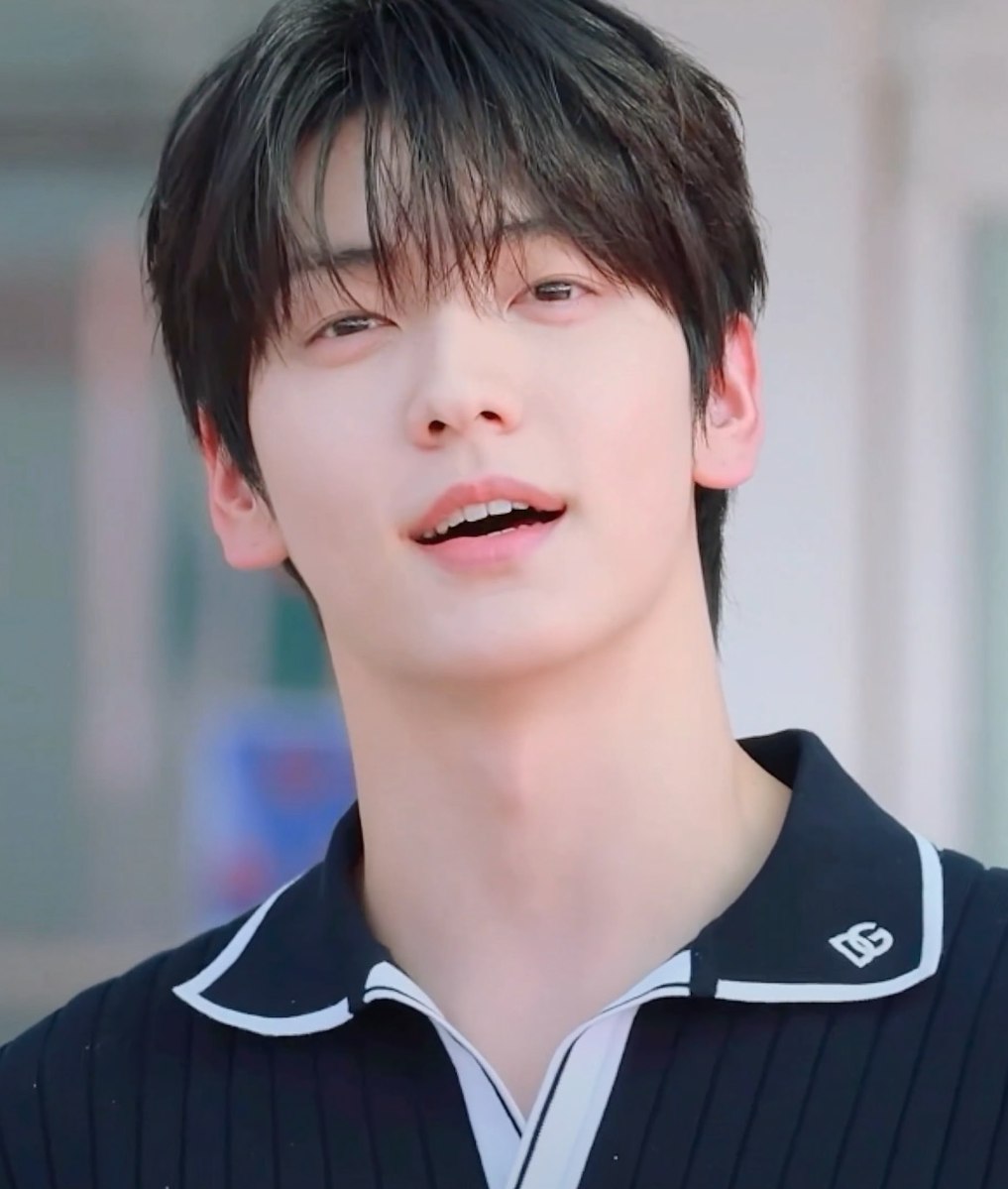 Foto terbaru Soobin (TOMORROW X TOGETHER)