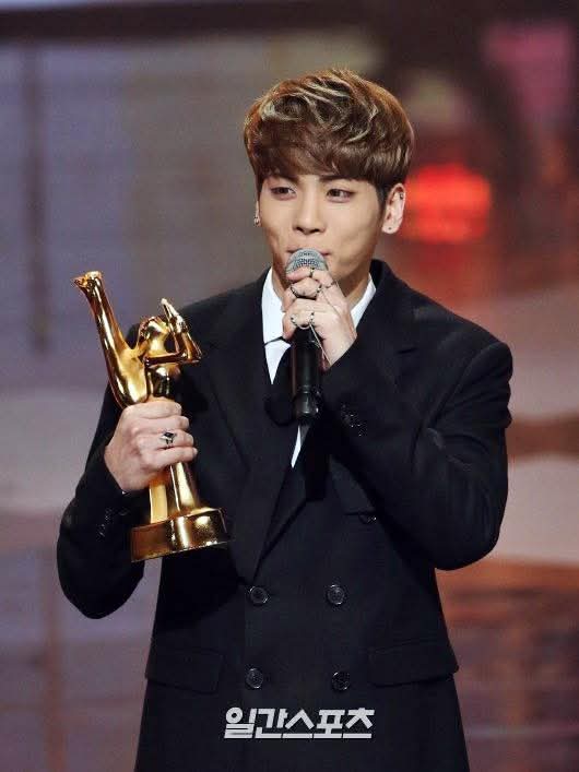 Recent activity shot of Jonghyun (SHINee)