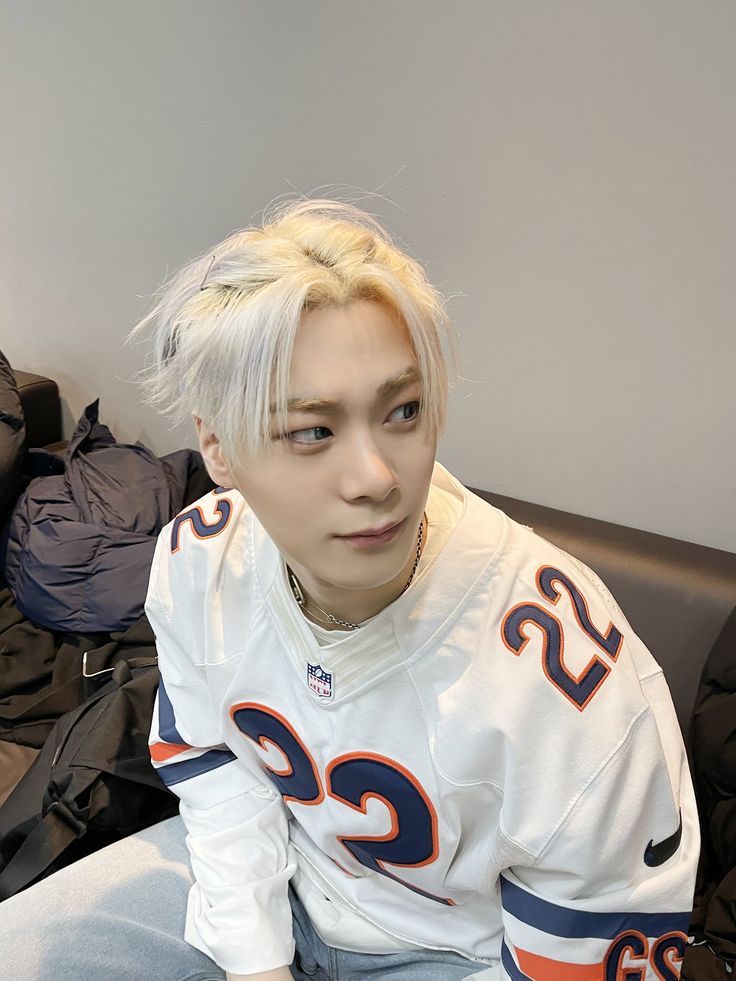 A moment captured by Moonbin (ASTRO)'s fan