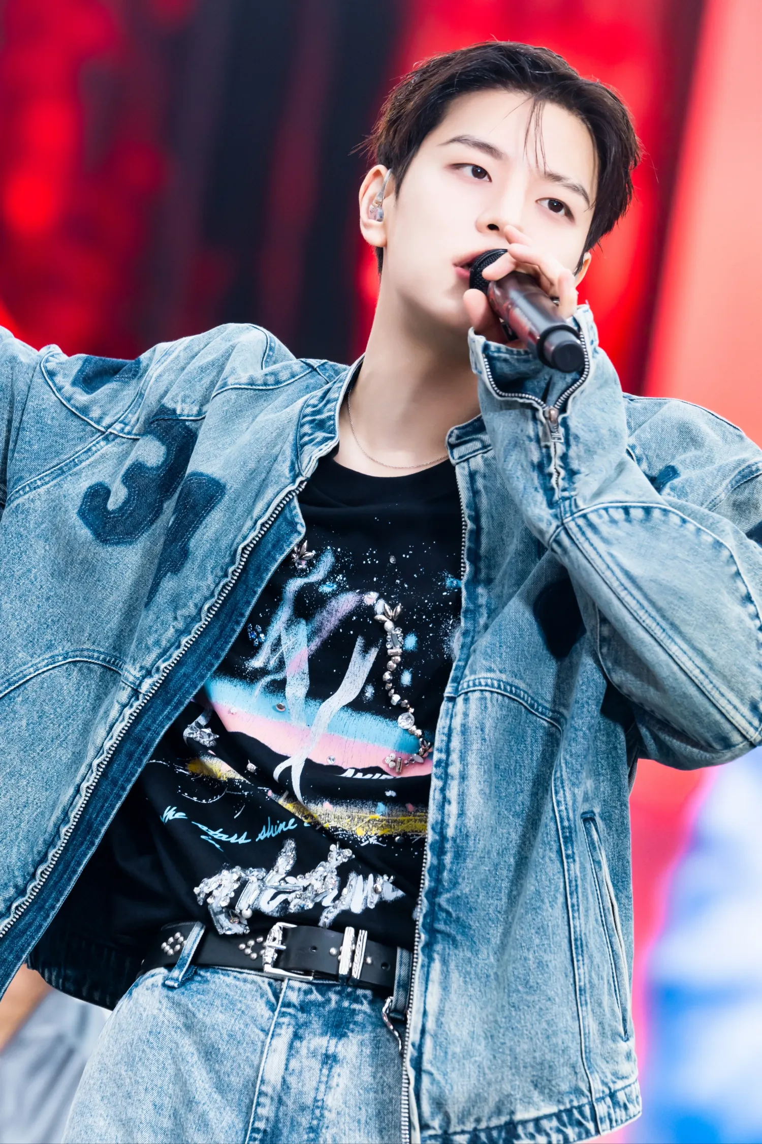 Behind-the-scenes cut of Seungmin (Stray Kids)