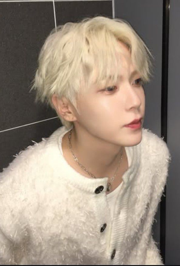 Recent activity shot of Lee Junhyuk (POLARIX)