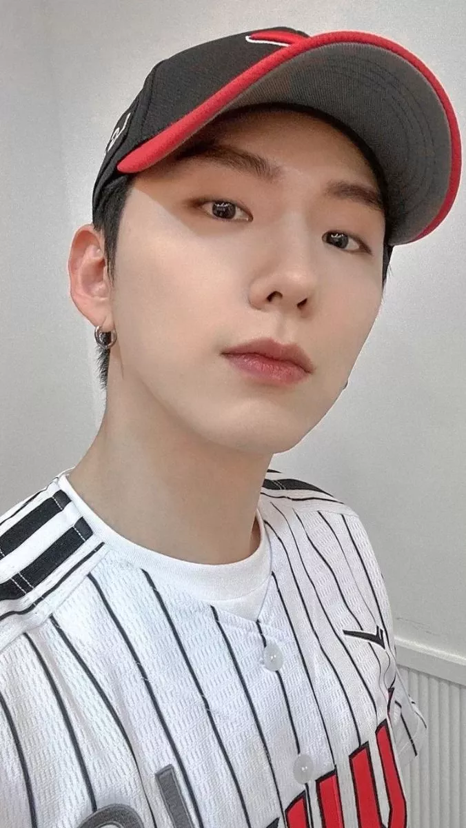 A moment captured by Kihyun (MONSTA X)'s fan