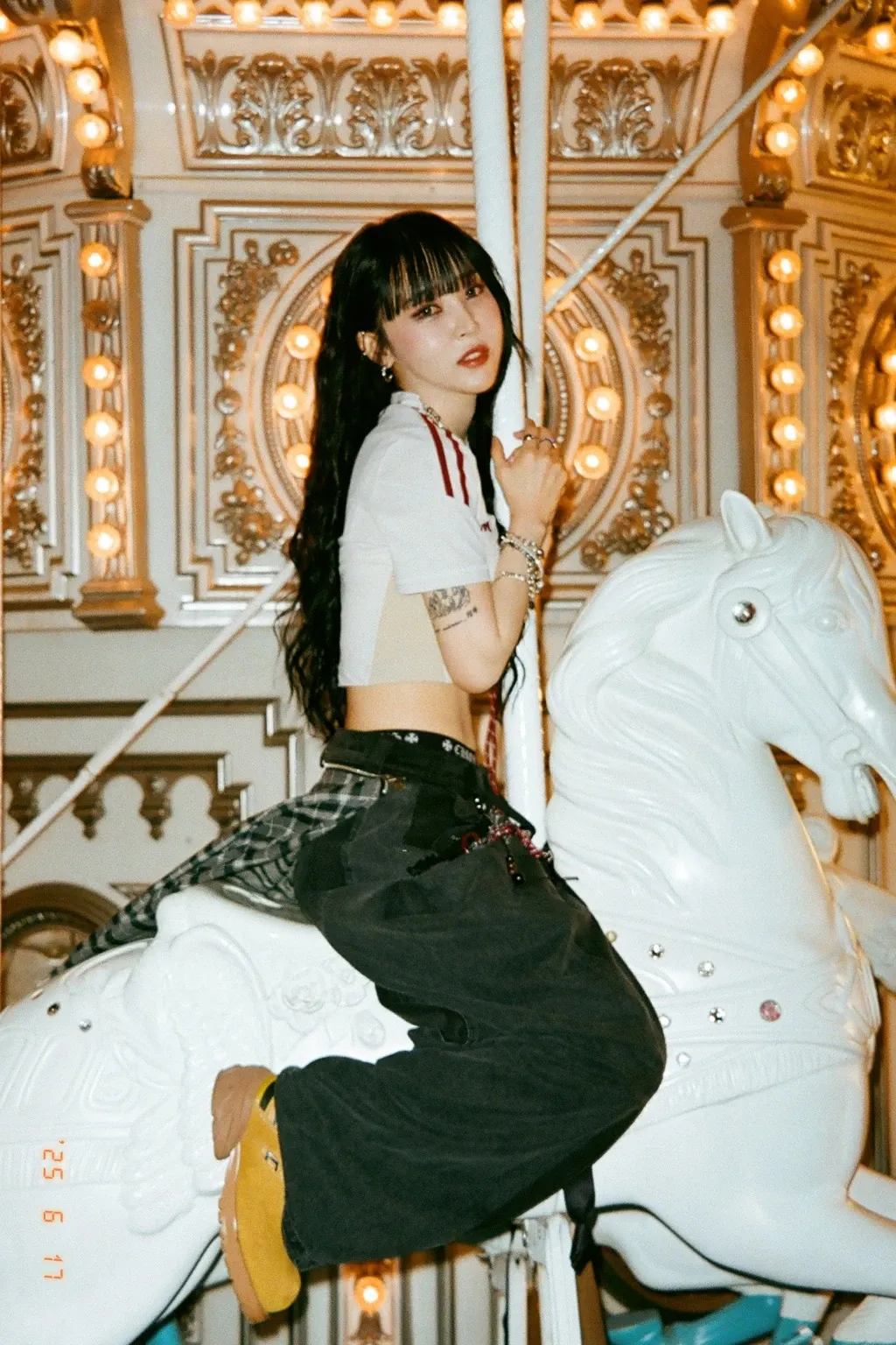 Recent activity shot of Moonbyul (MAMAMOO)
