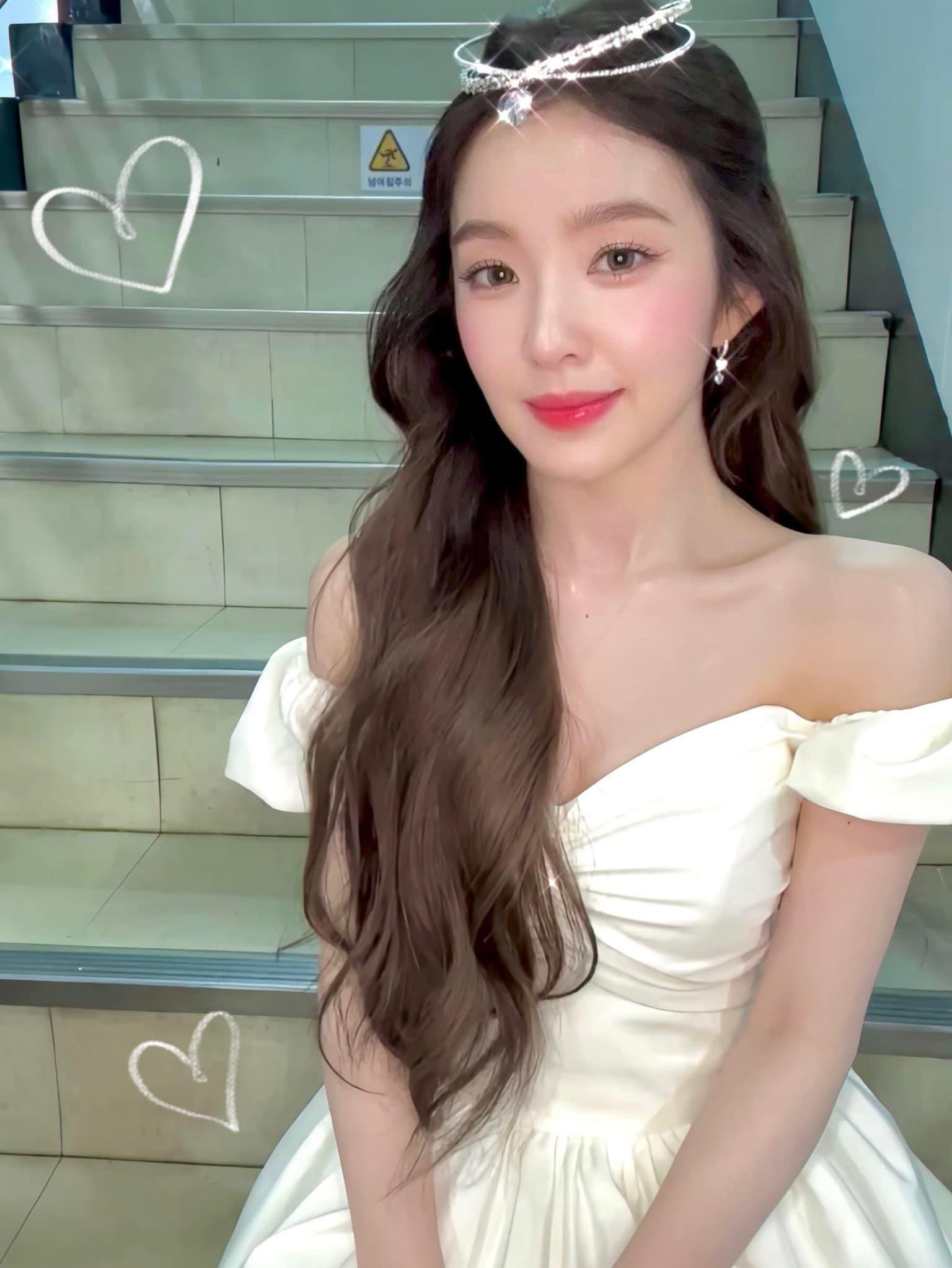 Latest photo of Irene (Red Velvet)