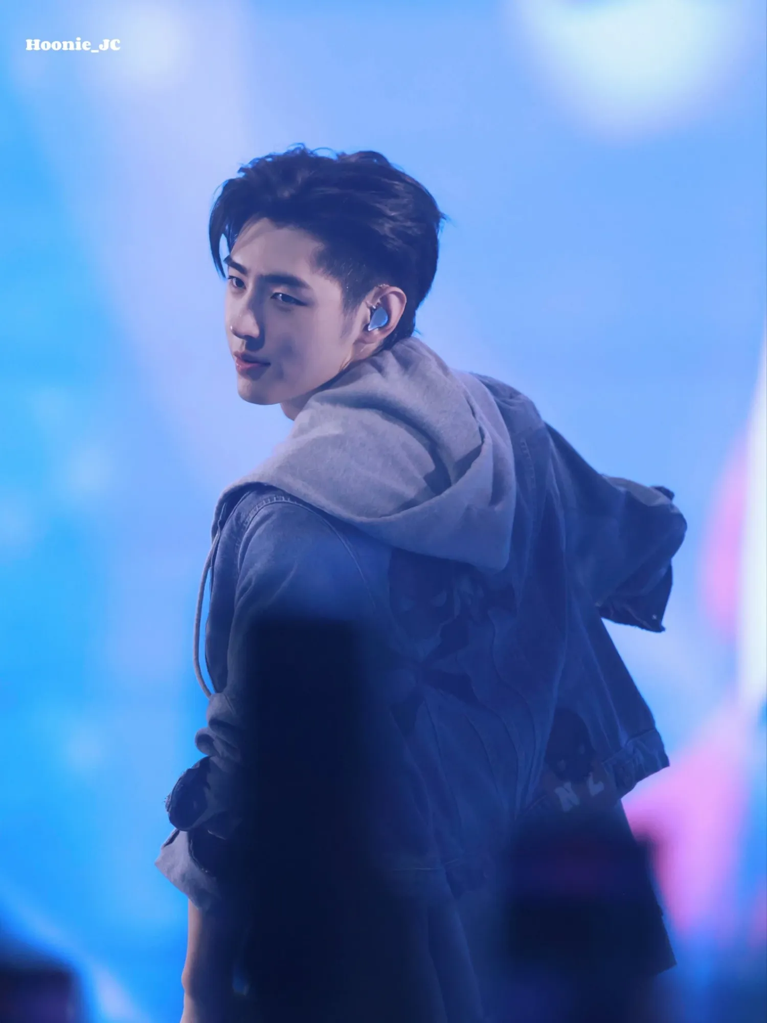 Recent activity shot of Sunghoon (ENHYPEN)