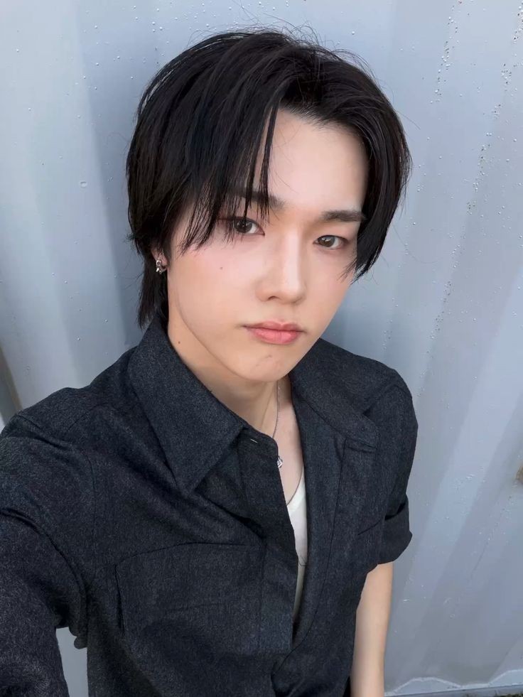 Latest photo of Jungsu (Xdinary Heroes)