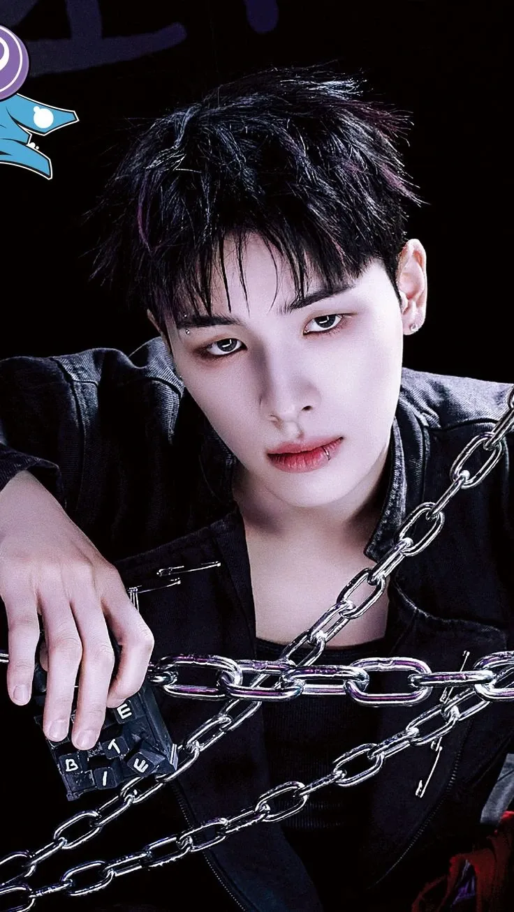 Recent activity shot of Haru (NEXZ)