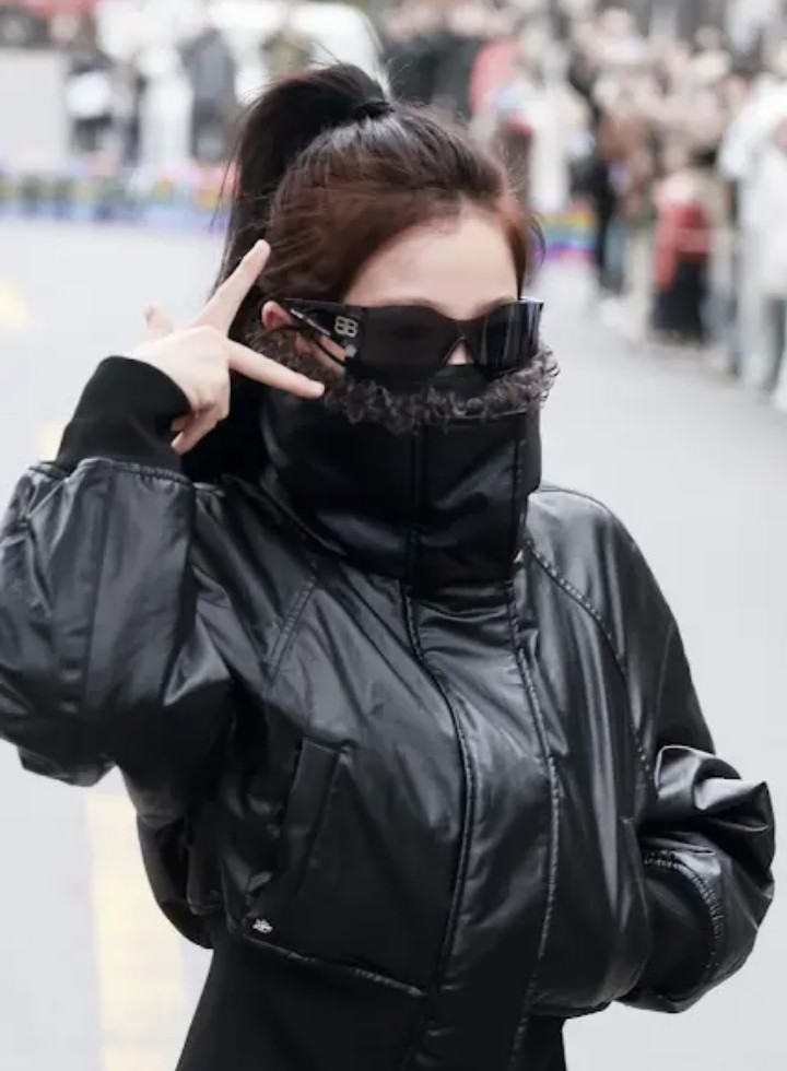 A moment captured by Esther Yu's fan