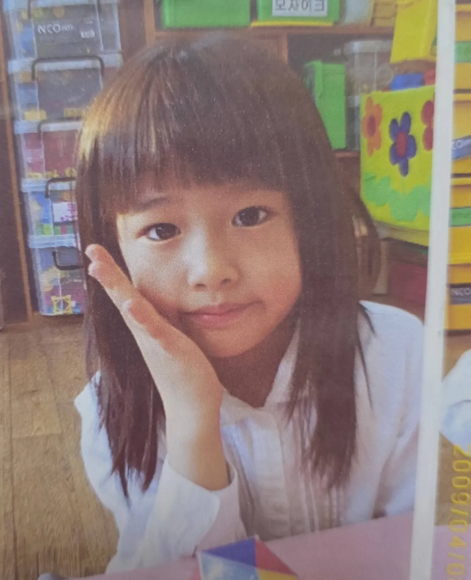 Behind-the-scenes cut of An Yujin (IVE)