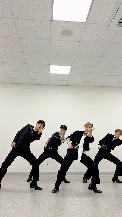 A heartfelt wallpaper shared by Arno (ALPHA DRIVE ONE)'s fans