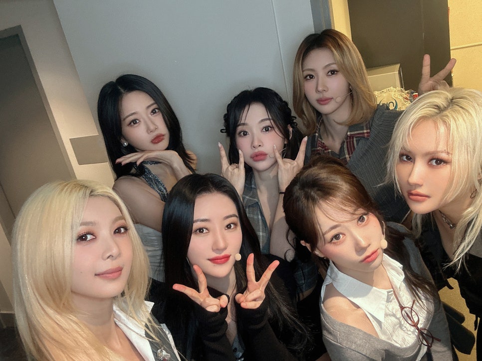 Momen yang diabadikan oleh penggemar DREAMCATCHER