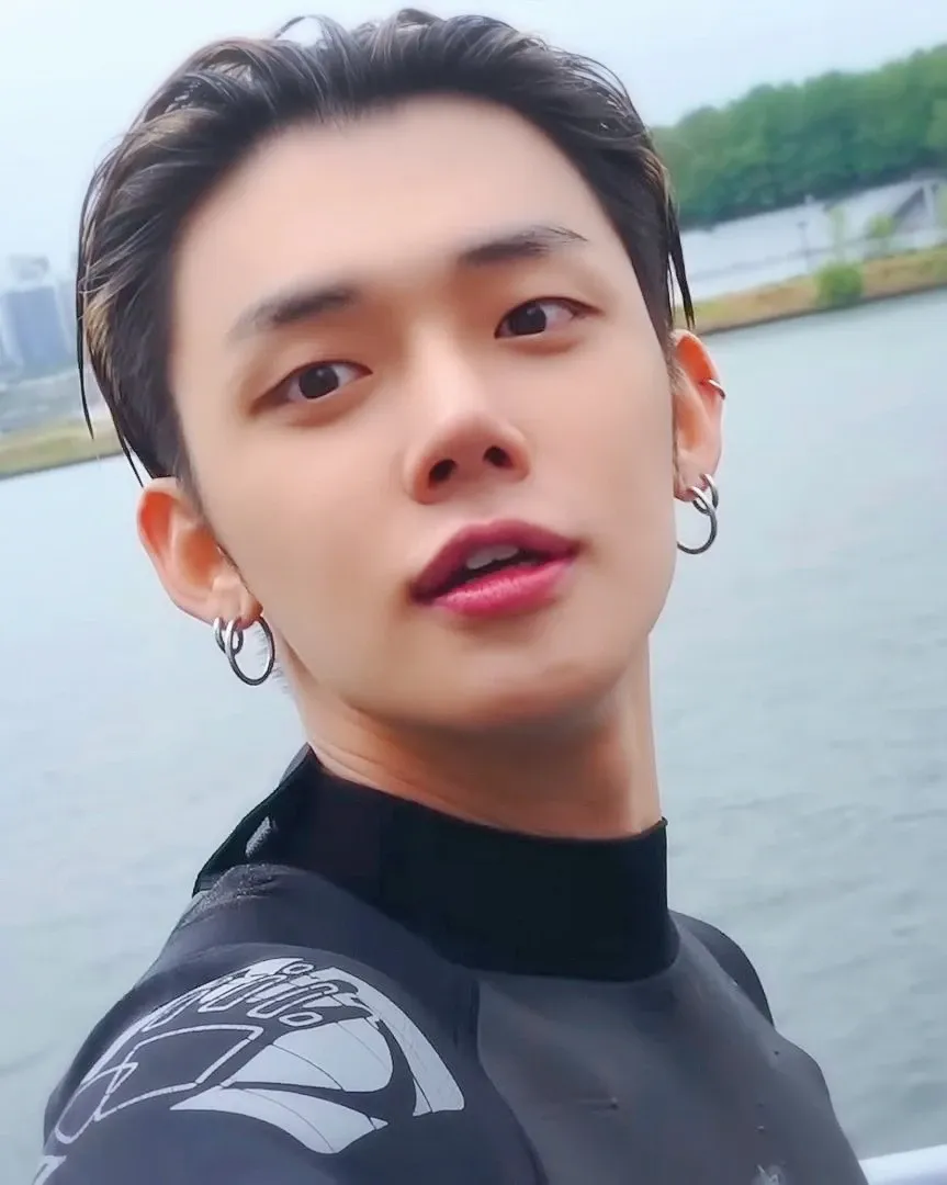 Latest photo of Yeonjun (TOMORROW X TOGETHER)