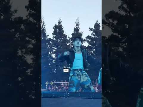 A moment captured by Jungkook (BTS)'s fan