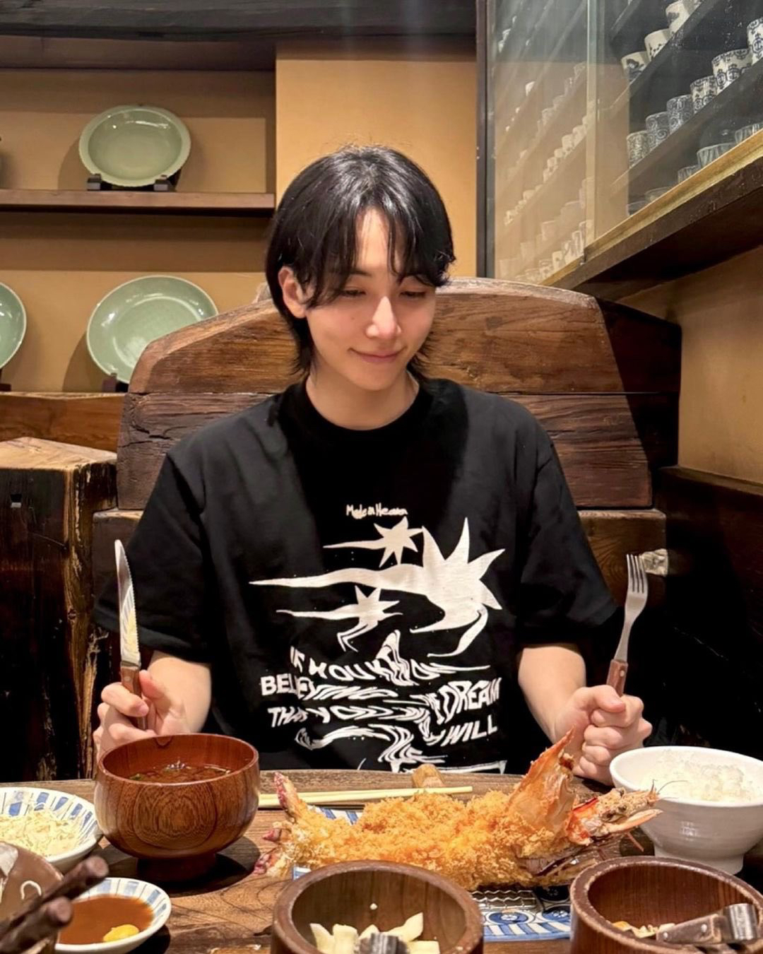 Latest photo of Jeonghan (SEVENTEEN)