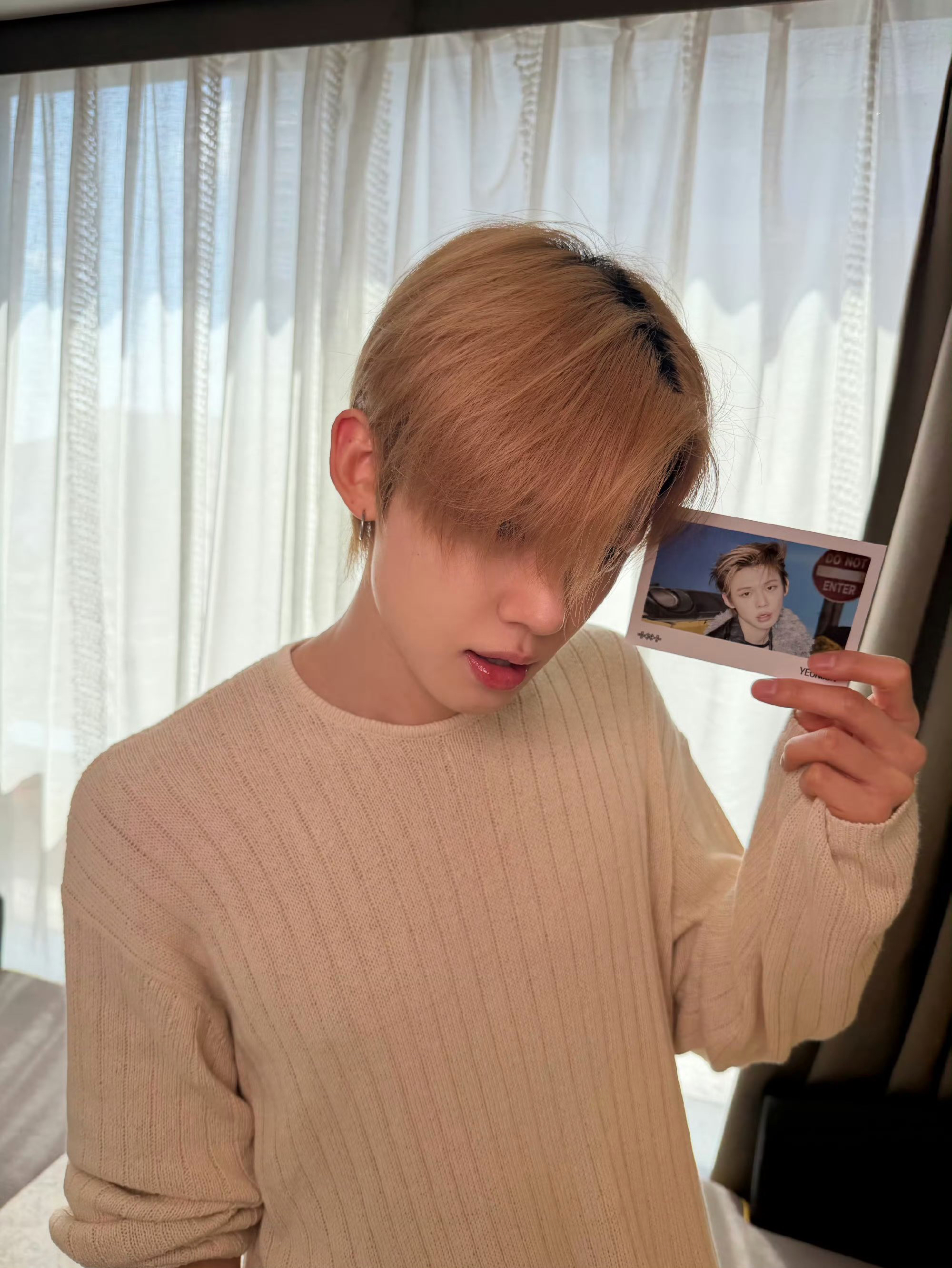 Foto aktivitas terbaru Yeonjun (TOMORROW X TOGETHER)