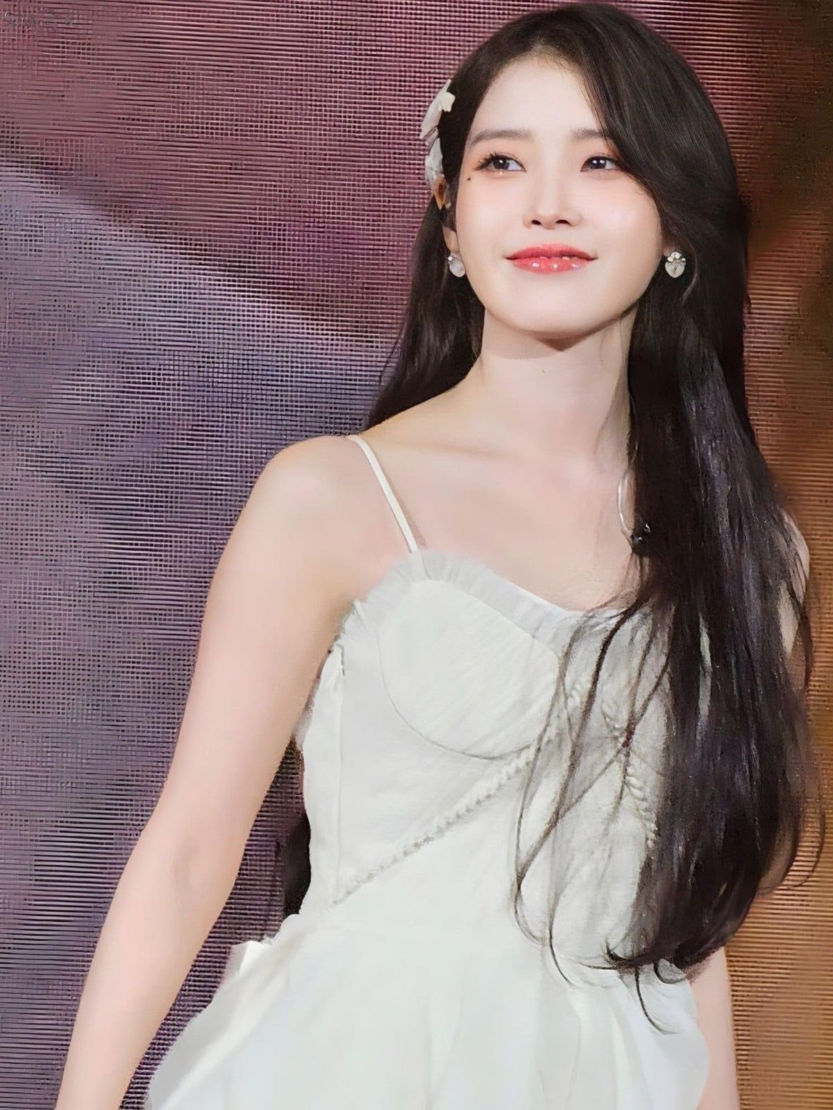 아이유의 비하인드 컷