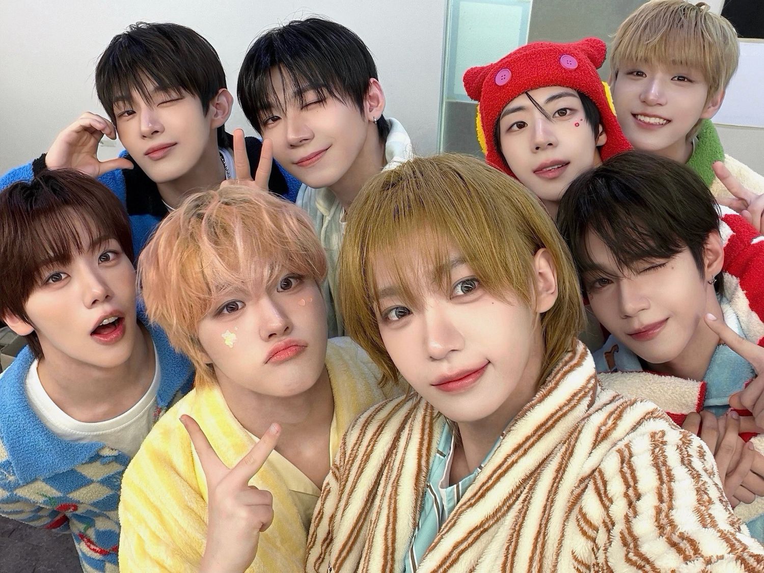 Hot post catching attention from 자유게시판's fandom