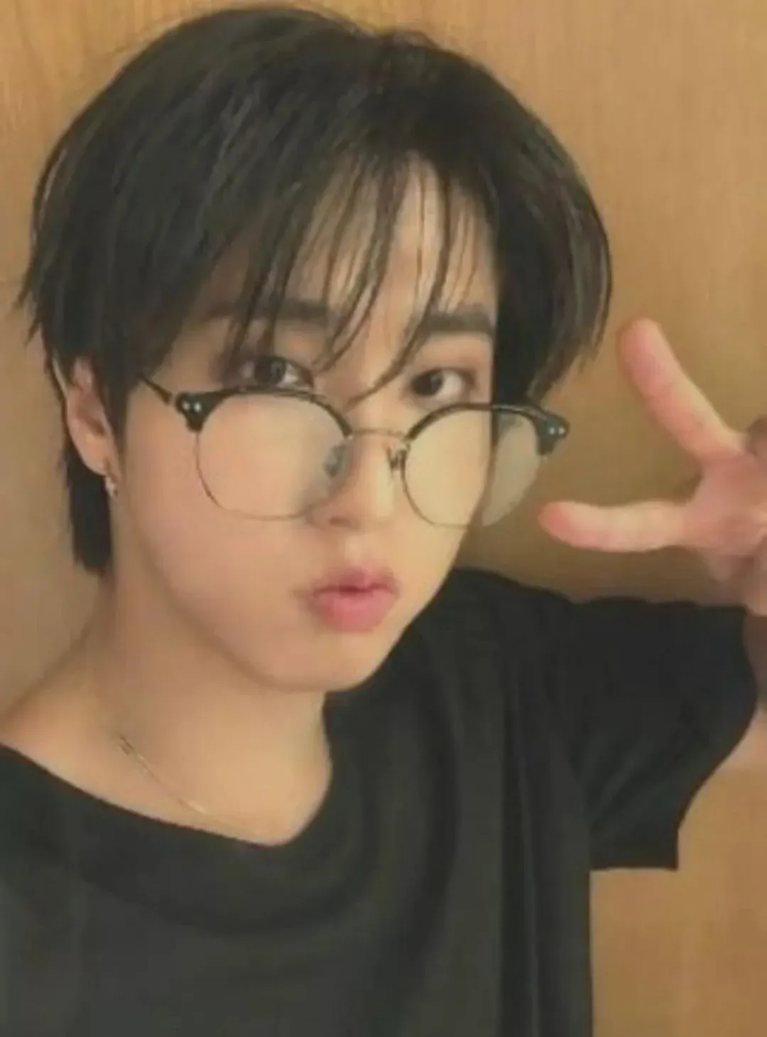 Behind-the-scenes cut of HAN (Stray Kids)