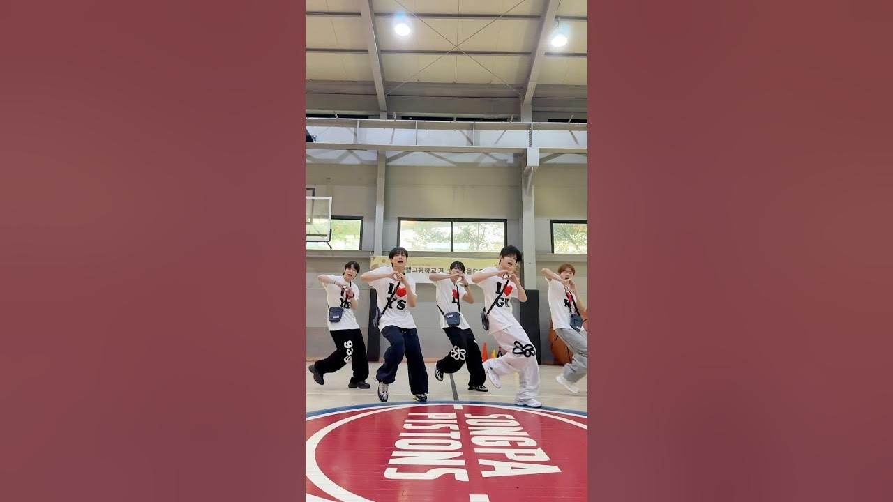 Recent activity shot of VERIVERY