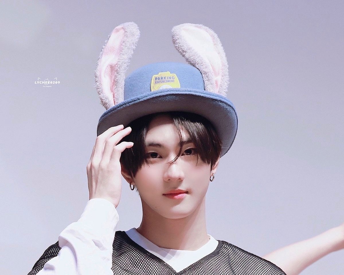 Recent activity shot of Jungwon (ENHYPEN)