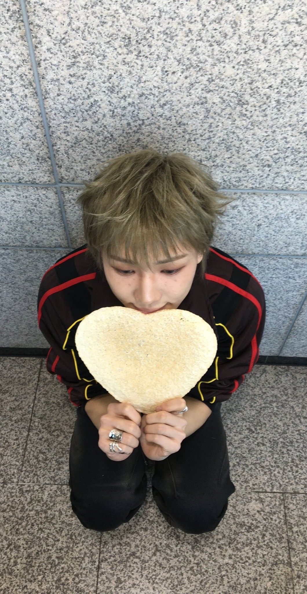 A heartfelt wallpaper shared by Junhyeok (TNX)'s fans