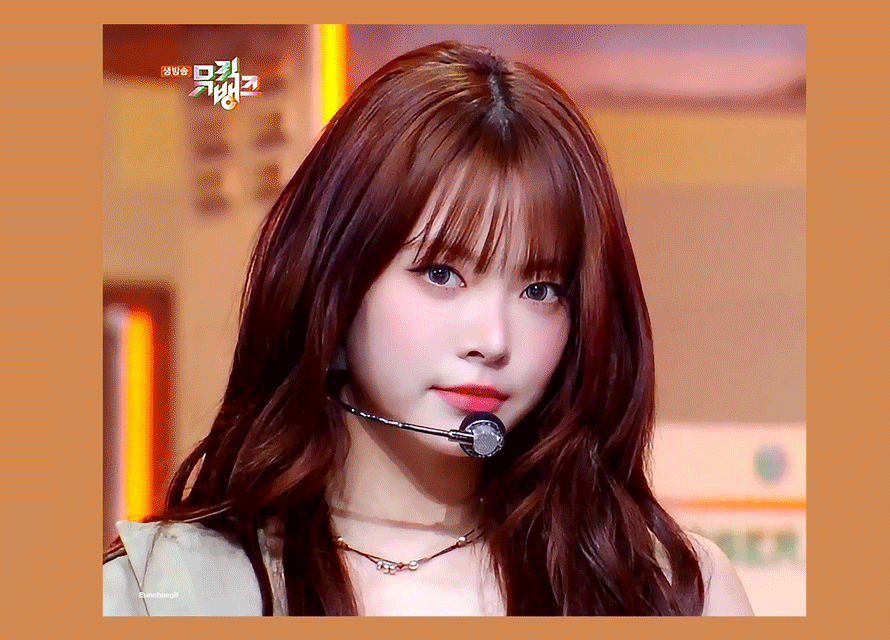 Behind-the-scenes cut of Hong Eunchae (LE SSERAFIM)