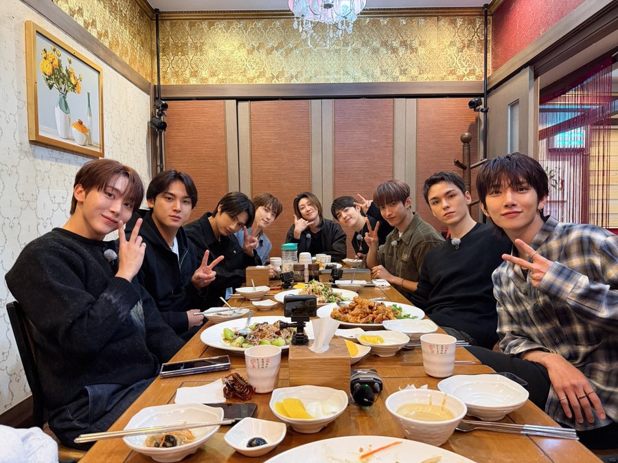 Recent activity shot of Joshua (SEVENTEEN)