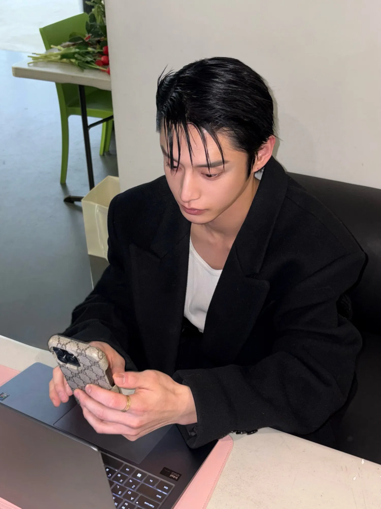 金地雄 (ZEROBASEONE)的幕後花絮