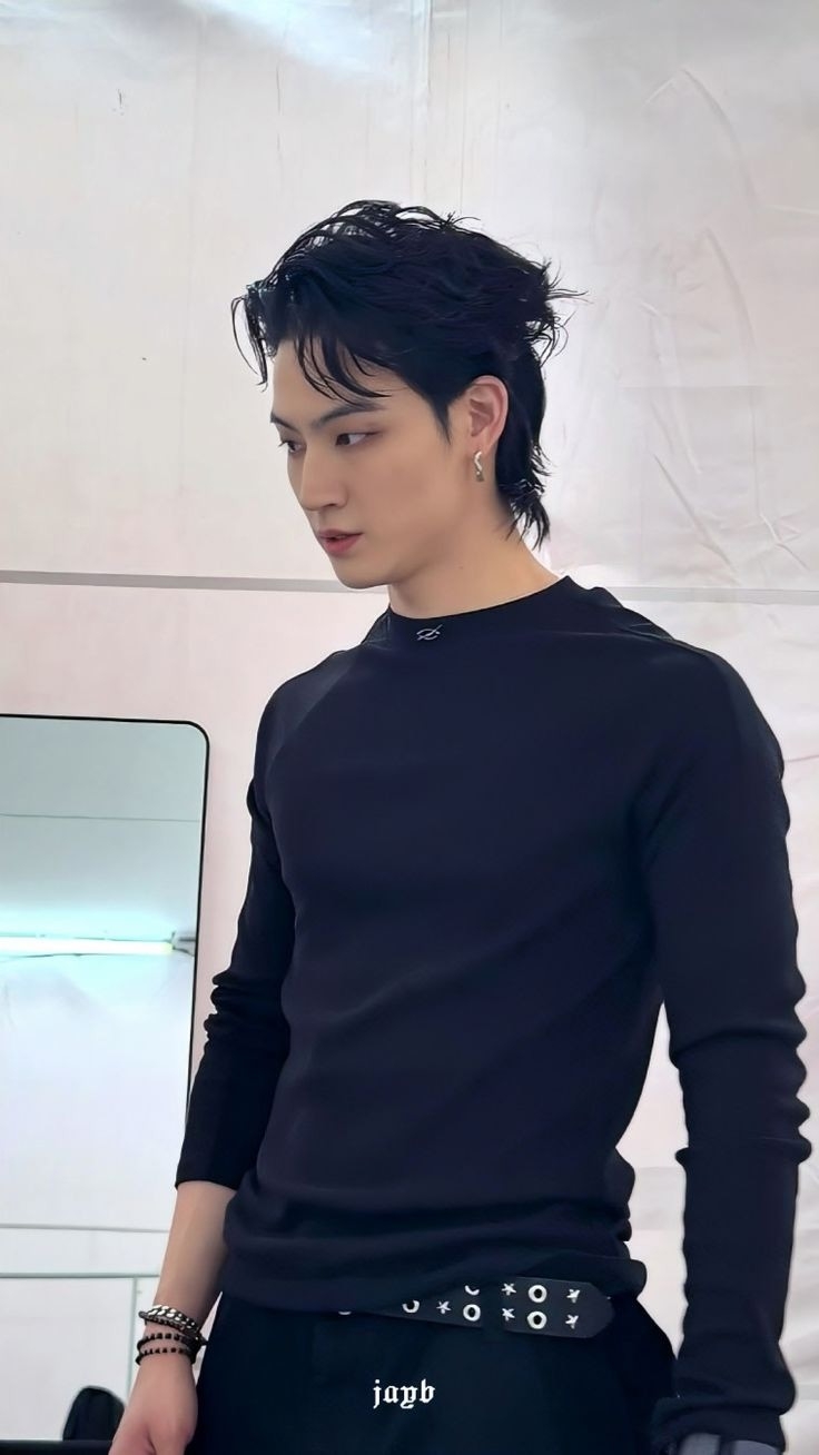 Recent activity shot of JAY B (GOT7)