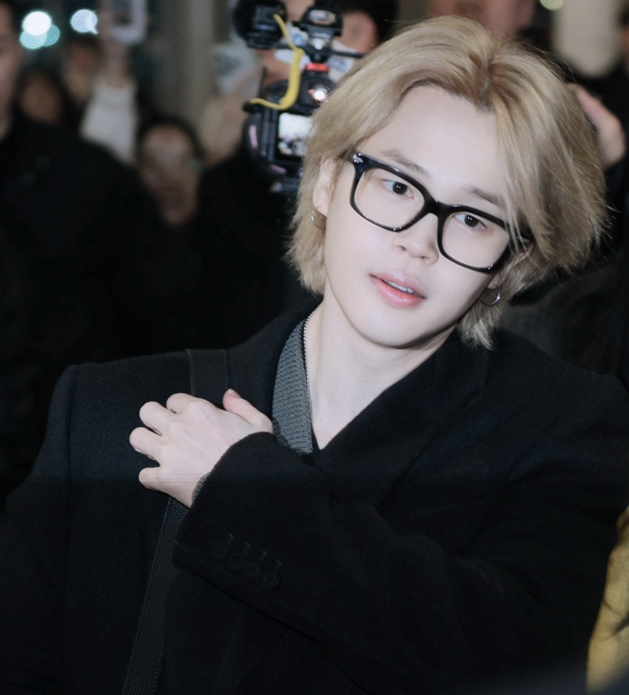 智旻 (防彈少年團)的最新活動照片