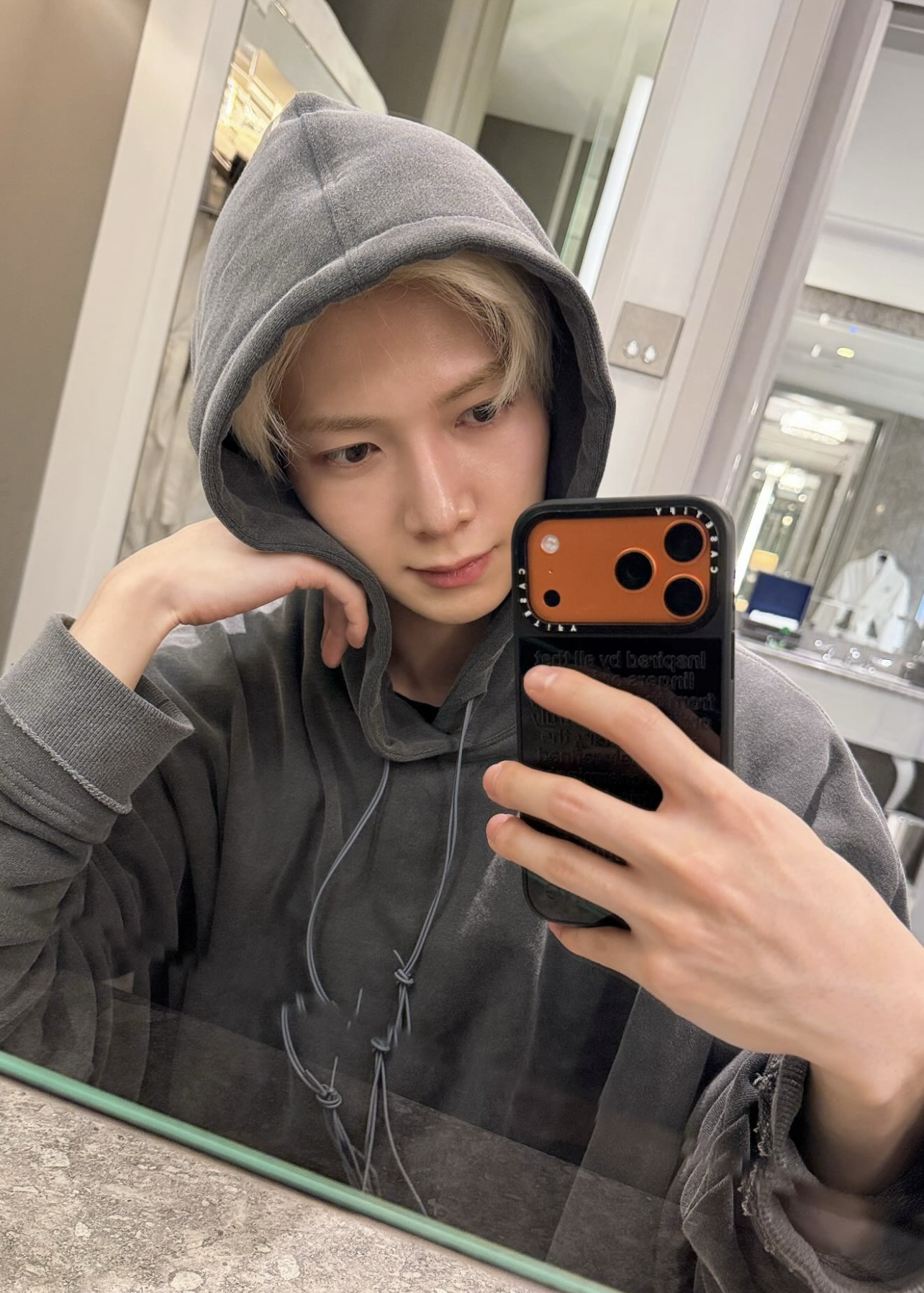 Recent activity shot of Yeosang (ATEEZ)