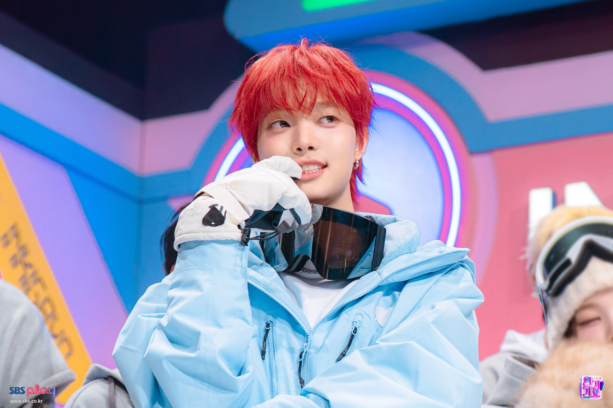 Latest photo of EJ (&TEAM)